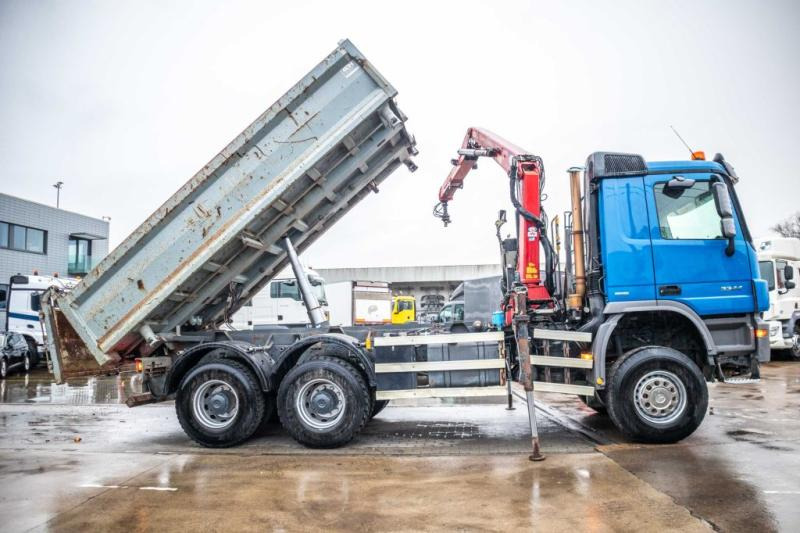 Mercedes ACTROS 3344 AK - HMF 1643 Z2 - Самосвал, Автоманипулятор: фото 3 Mercedes ACTROS 3344 AK - HMF 1643 Z2 - Самосвал, Автоманипулятор: фото 3