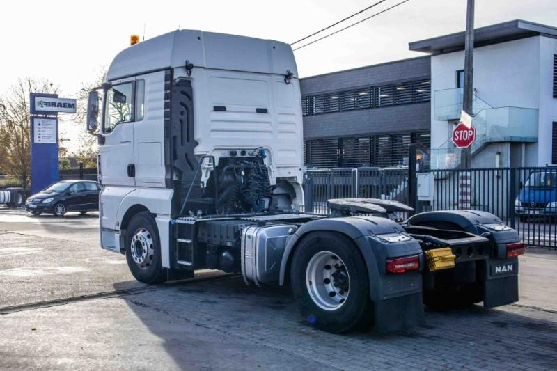 MAN TGX 18.440 XLX BLS + INTARDER - Тягач: фото 5 MAN TGX 18.440 XLX BLS + INTARDER - Тягач: фото 5