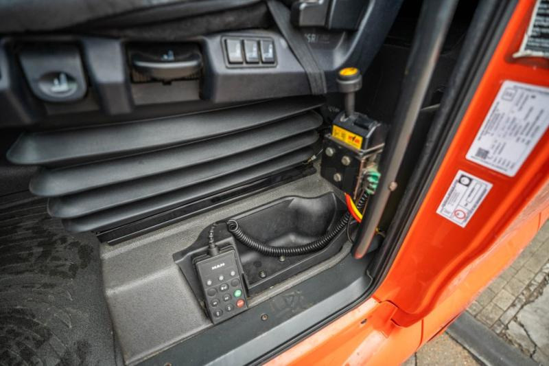 Тягач MAN TGX 18.470 XLX BLS+KIPHYDR.: фото 10 Тягач MAN TGX 18.470 XLX BLS+KIPHYDR.: фото 10