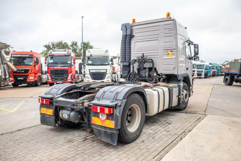 Volvo FM(FH) 420 GLOBE+KIPHYDR. - Тягач: фото 3 Volvo FM(FH) 420 GLOBE+KIPHYDR. - Тягач: фото 3