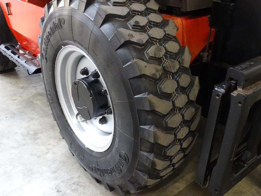 Manitou M30 - TRIPLEX - Внедорожный погрузчик: фото 2 Manitou M30 - TRIPLEX - Внедорожный погрузчик: фото 2