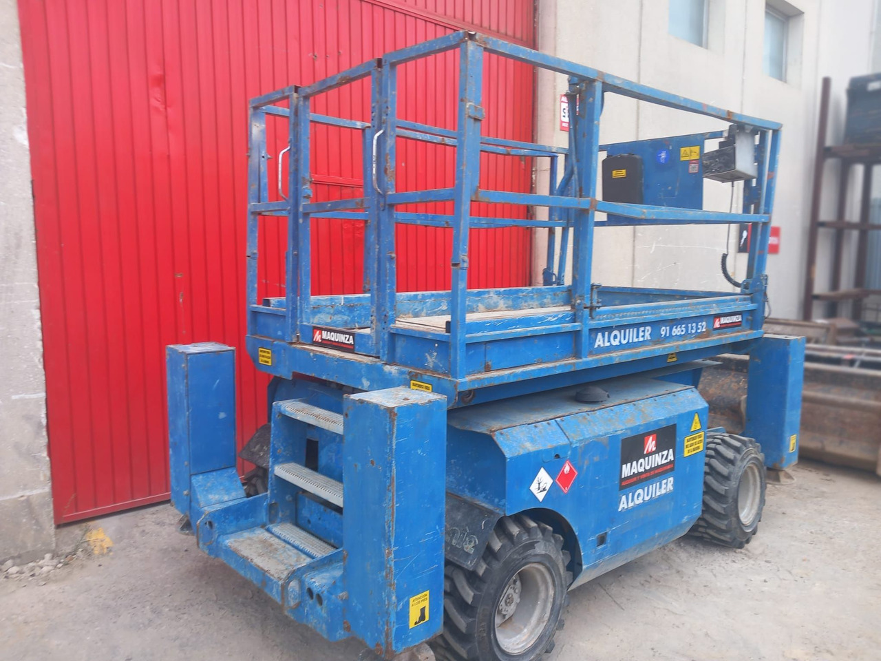 Ножничный подъемник GENIE GS2668RT: фото 7 Ножничный подъемник GENIE GS2668RT: фото 7