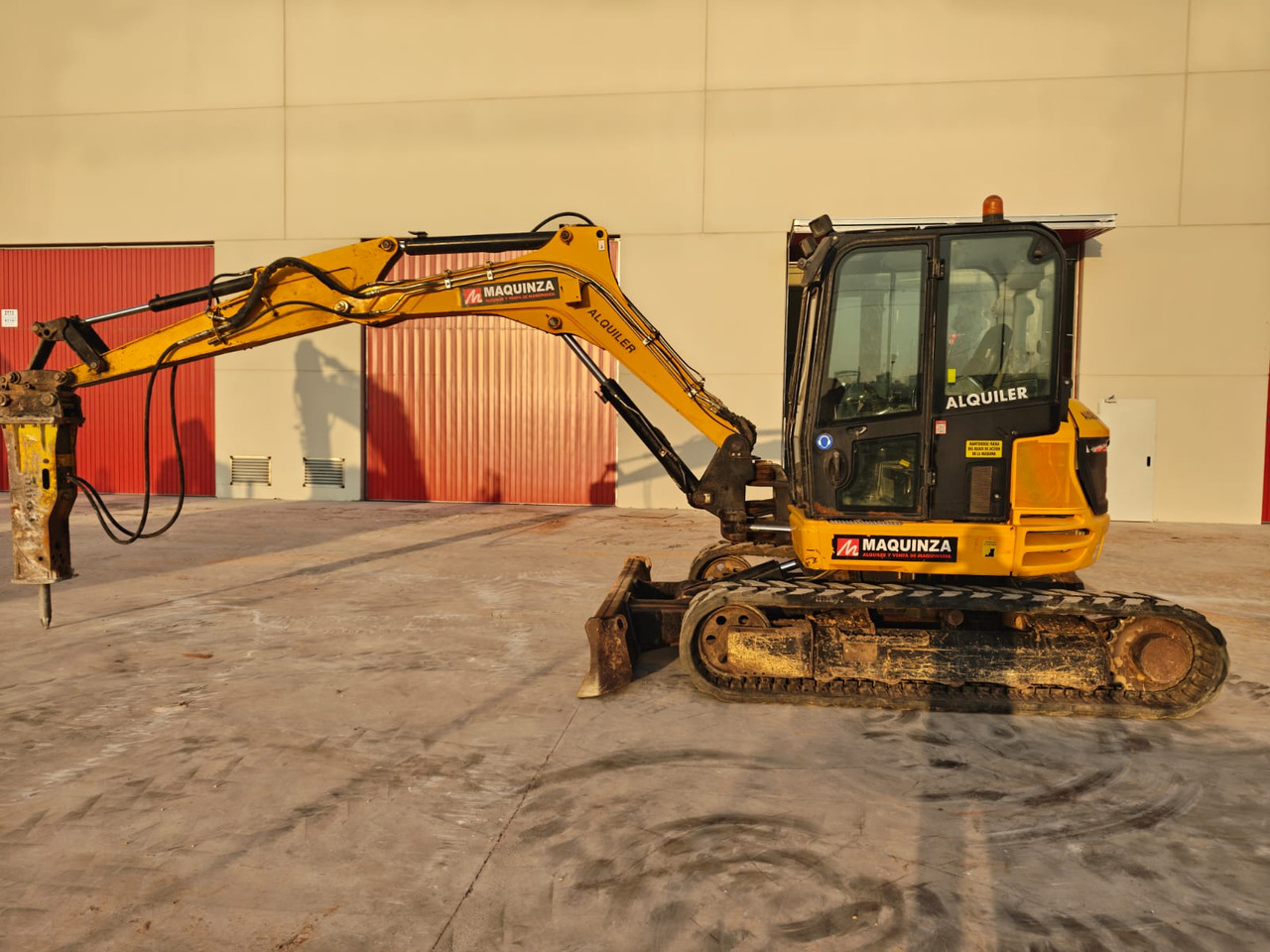 JCB 85Z - Мини-экскаватор: фото 4 JCB 85Z - Мини-экскаватор: фото 4