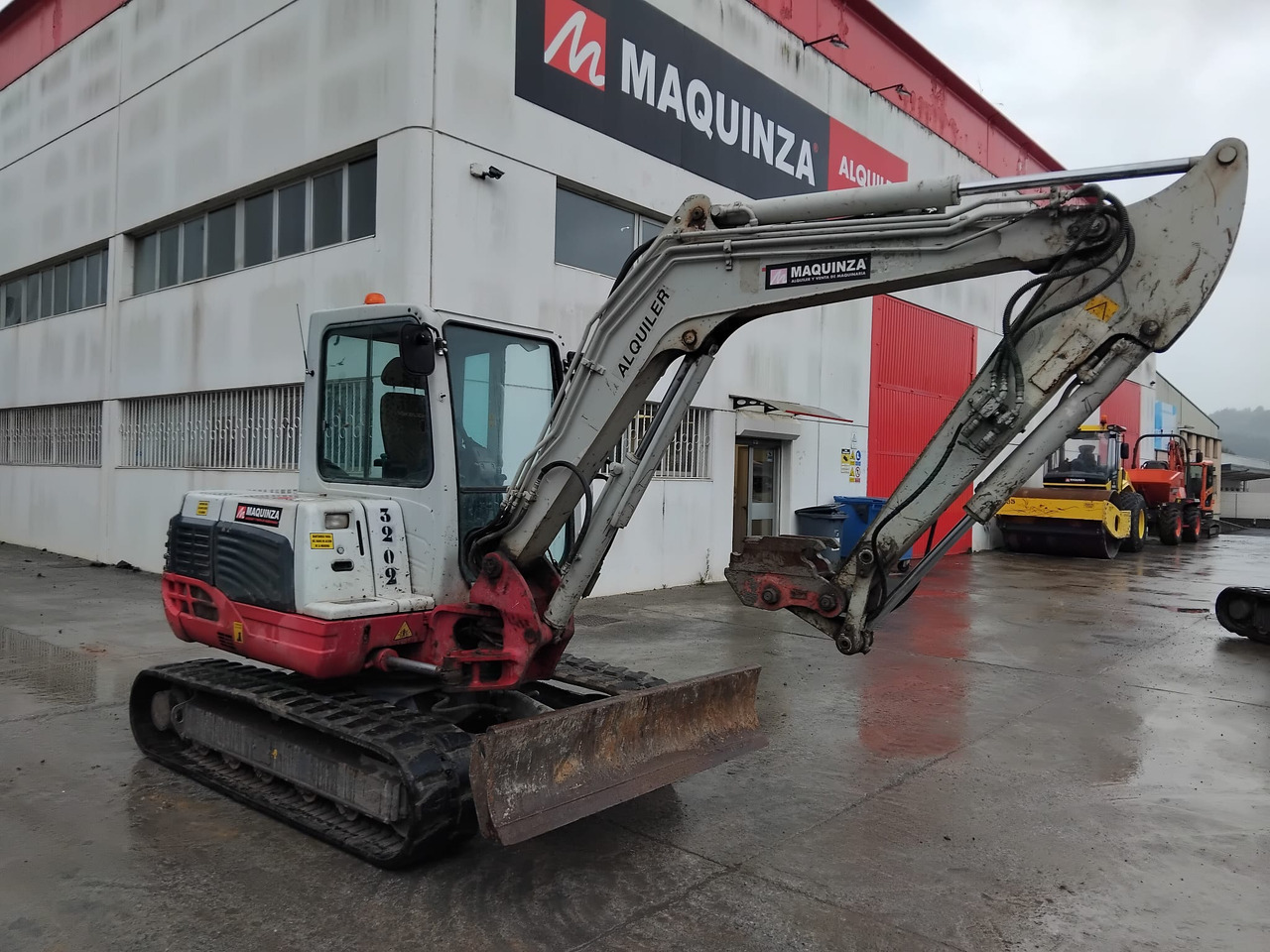 TAKEUCHI TB250 - Мини-экскаватор: фото 5 TAKEUCHI TB250 - Мини-экскаватор: фото 5