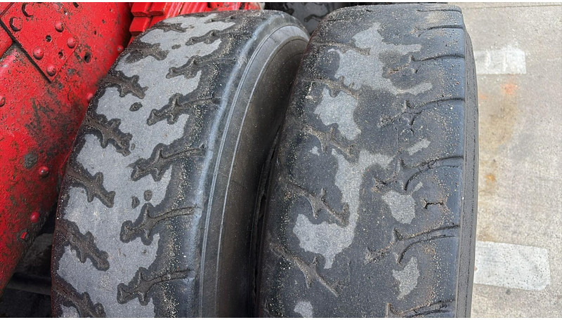 Iveco Eurotrakker 260 E 37 (POMPE MANUELLE / MANUAL PUMP / LAMES / STEEL SUSP. / BIG AXLE / GRANT PONT) в лизинг Iveco Eurotrakker 260 E 37 (POMPE MANUELLE / MANUAL PUMP / LAMES / STEEL SUSP. / BIG AXLE / GRANT PONT): фото 11 Iveco Eurotrakker 260 E 37 (POMPE MANUELLE / MANUAL PUMP / LAMES / STEEL SUSP. / BIG AXLE / GRANT PONT) в лизинг Iveco Eurotrakker 260 E 37 (POMPE MANUELLE / MANUAL PUMP / LAMES / STEEL SUSP. / BIG AXLE / GRANT PONT): фото 11