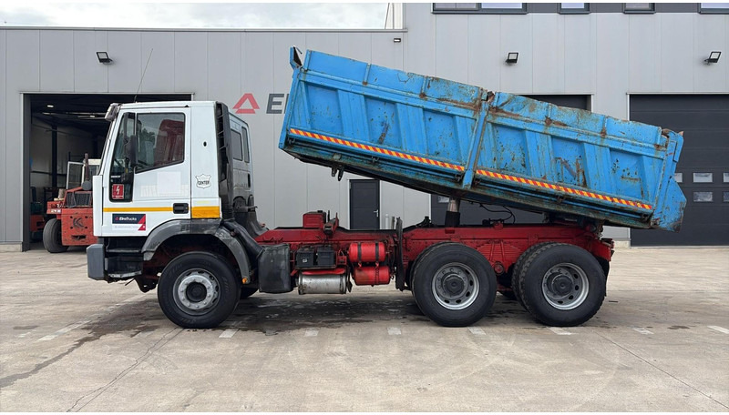 Iveco Eurotrakker 260 E 37 (POMPE MANUELLE / MANUAL PUMP / LAMES / STEEL SUSP. / BIG AXLE / GRANT PONT) в лизинг Iveco Eurotrakker 260 E 37 (POMPE MANUELLE / MANUAL PUMP / LAMES / STEEL SUSP. / BIG AXLE / GRANT PONT): фото 7 Iveco Eurotrakker 260 E 37 (POMPE MANUELLE / MANUAL PUMP / LAMES / STEEL SUSP. / BIG AXLE / GRANT PONT) в лизинг Iveco Eurotrakker 260 E 37 (POMPE MANUELLE / MANUAL PUMP / LAMES / STEEL SUSP. / BIG AXLE / GRANT PONT): фото 7