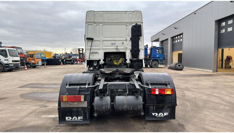 DAF XF 95.380 (EURO 2 / MANUAL GEARBOX / BOITE MANUELLE / TRES PROPRE / CLEAN TRUCK) - Тягач: фото 5 DAF XF 95.380 (EURO 2 / MANUAL GEARBOX / BOITE MANUELLE / TRES PROPRE / CLEAN TRUCK) - Тягач: фото 5