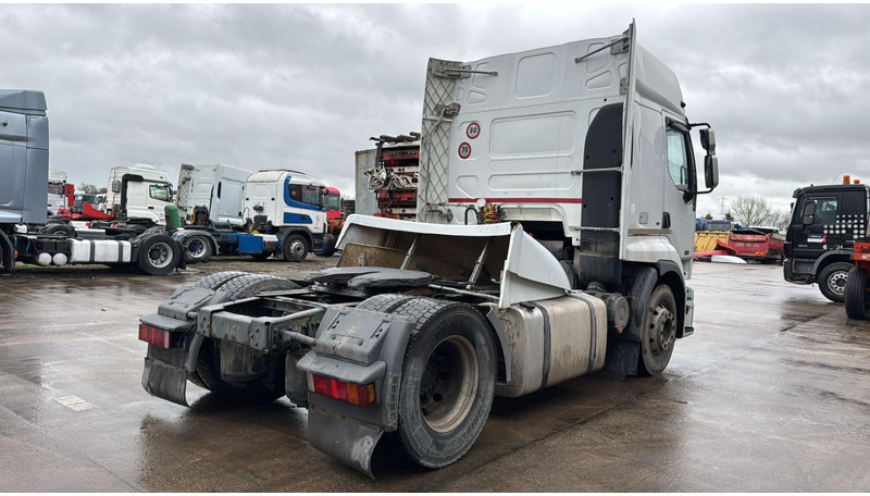 Renault Premium 420 (MANUAL GEARBOX / BOITE MANUELLE) - Тягач: фото 4 Renault Premium 420 (MANUAL GEARBOX / BOITE MANUELLE) - Тягач: фото 4