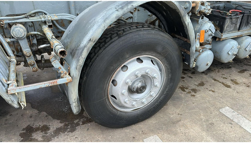 Самосвал Volvo FL 12.380 (8X4 /STEEL SUSP. / BOITE MANUELLE / MANUAL GEARBOX): фото 9