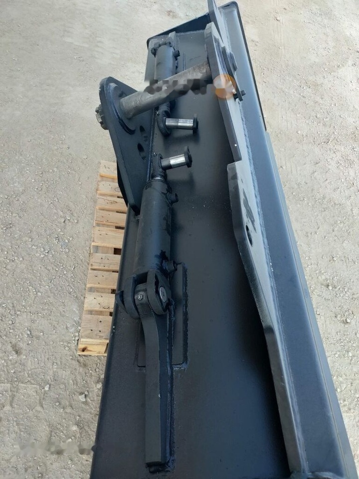 Galen OQ65 Tilt Bucket - Ковш для экскаватора: фото 3 Galen OQ65 Tilt Bucket - Ковш для экскаватора: фото 3