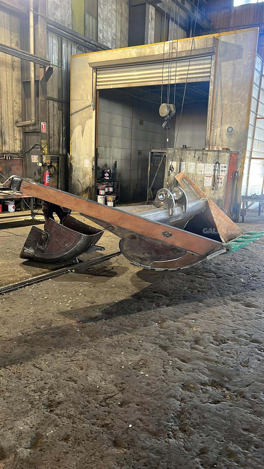 Hitachi ZX300 V-Type Bucket - Ковш для экскаватора для Гусеничных экскаваторов: фото 4 Hitachi ZX300 V-Type Bucket - Ковш для экскаватора для Гусеничных экскаваторов: фото 4