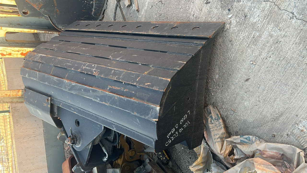 Volvo ECR50 Tilt Bucket - Ковш для экскаватора для Мини-экскаваторов: фото 2 Volvo ECR50 Tilt Bucket - Ковш для экскаватора для Мини-экскаваторов: фото 2