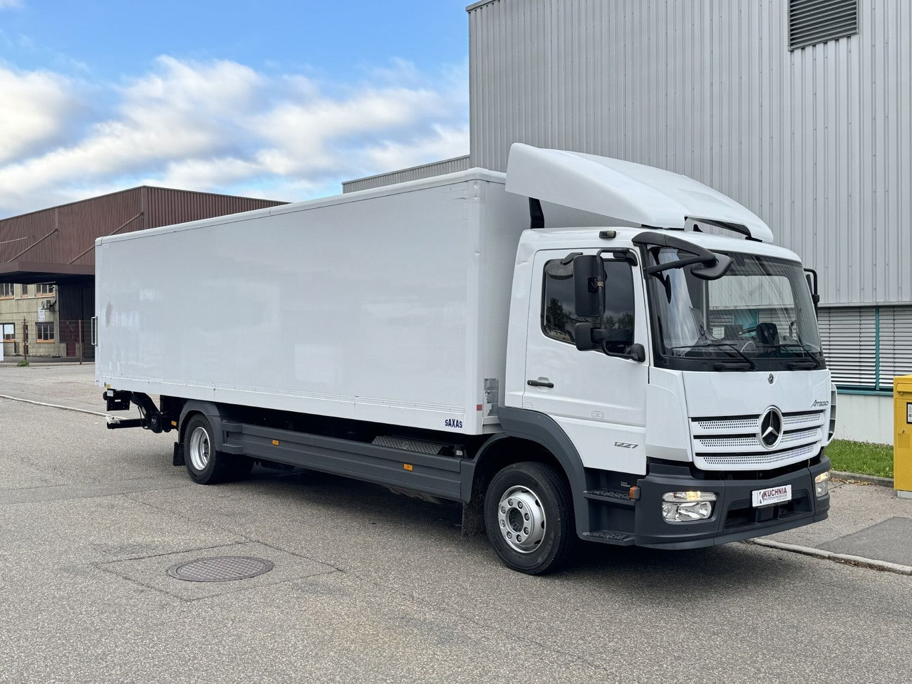 Mercedes-Benz Atego 1227L Koffer 8m LBW Klima Diff. Sperre - Грузовик с закрытым кузовом: фото 3 Mercedes-Benz Atego 1227L Koffer 8m LBW Klima Diff. Sperre - Грузовик с закрытым кузовом: фото 3