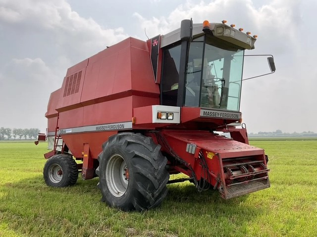 MASSEY FERGUSON 38RS - Зерноуборочный комбайн: фото 3 MASSEY FERGUSON 38RS - Зерноуборочный комбайн: фото 3