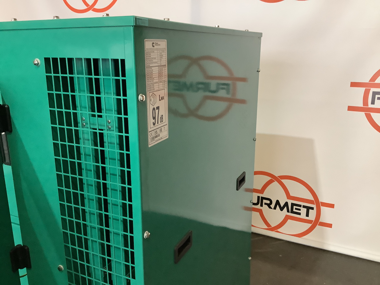 Cummins C110D5Q. 110KVA Generator. Brand new. - Электрогенератор: фото 4 Cummins C110D5Q. 110KVA Generator. Brand new. - Электрогенератор: фото 4