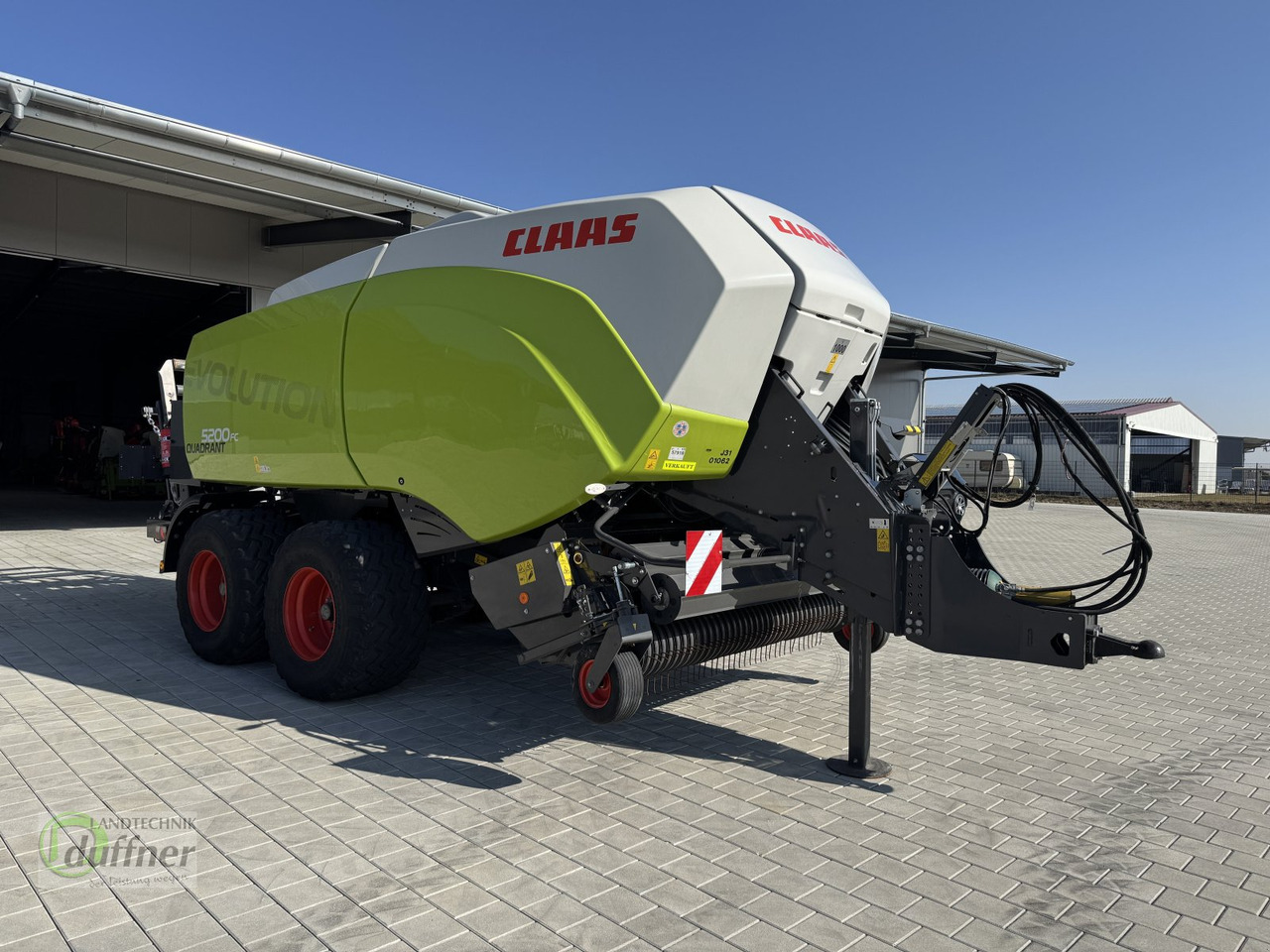 CLAAS Quadrant 5200 FC Evolution - Пресс-подборщик тюковый: фото 2 CLAAS Quadrant 5200 FC Evolution - Пресс-подборщик тюковый: фото 2