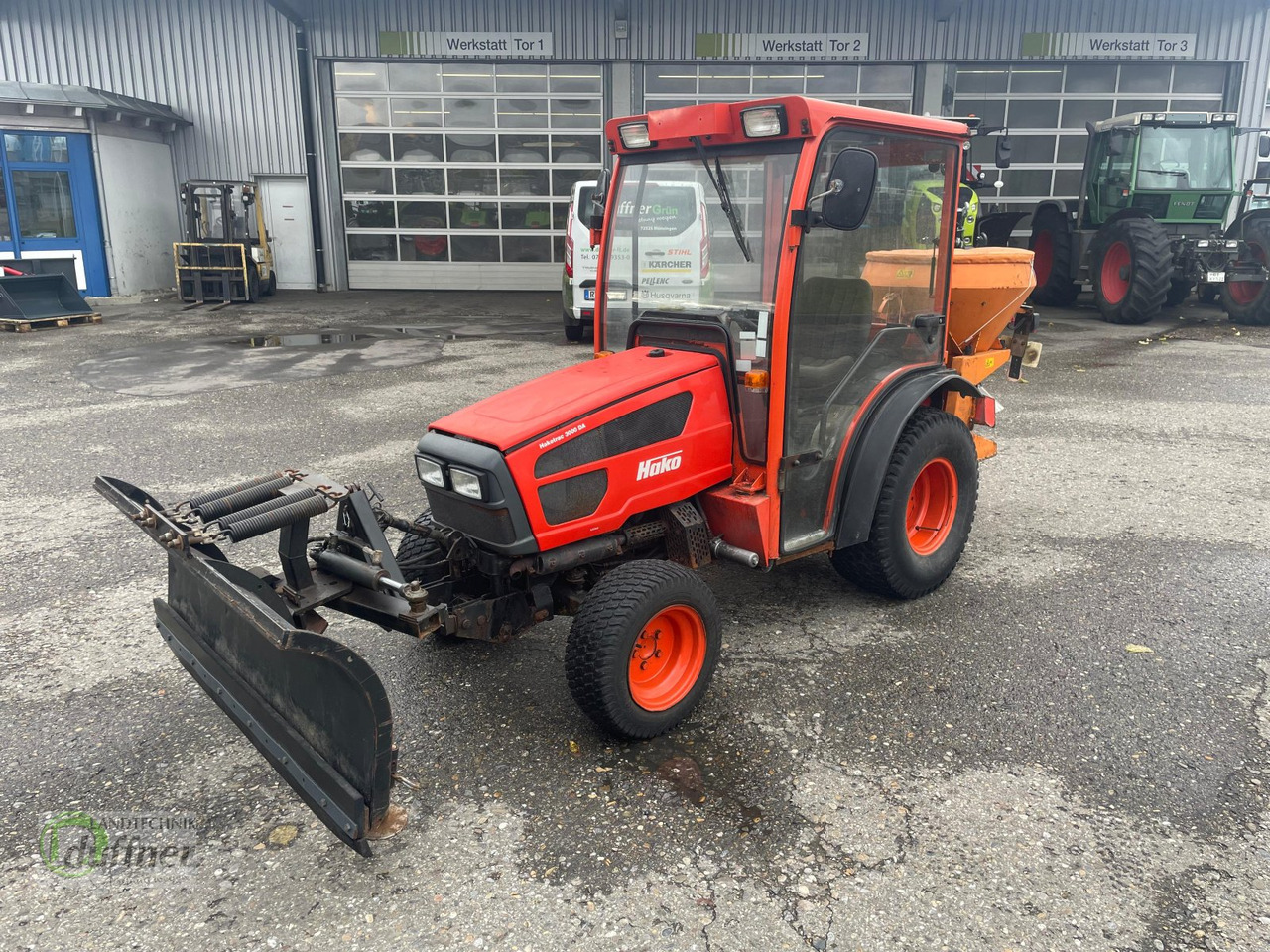 Hako Hakotrac 3000 DA - Коммунальный трактор: фото 2 Hako Hakotrac 3000 DA - Коммунальный трактор: фото 2