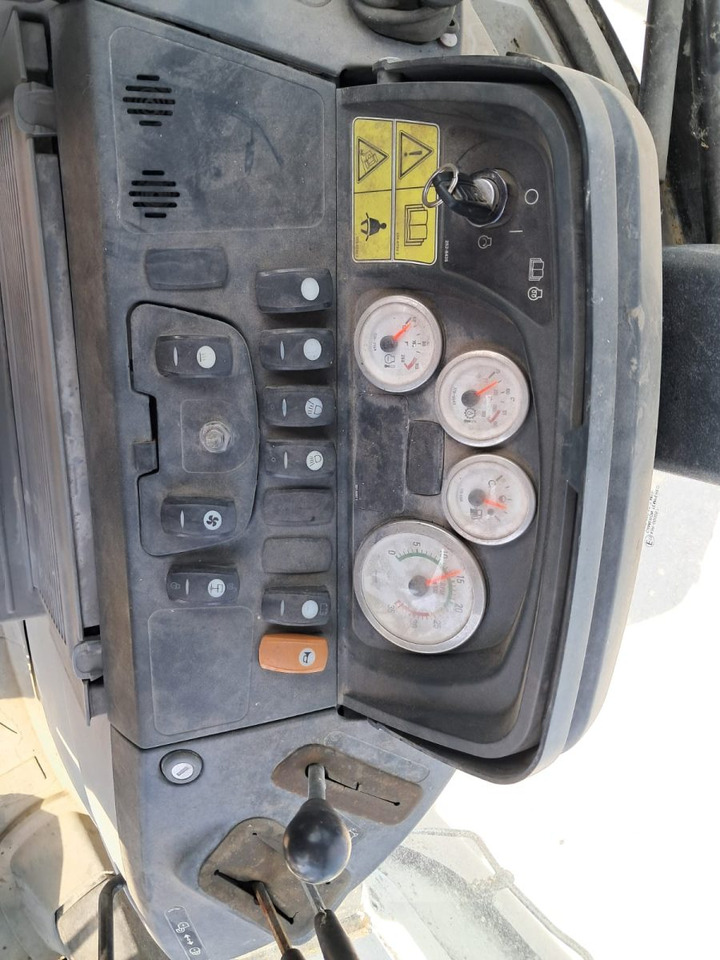 CATERPILLAR 428E - Экскаватор-погрузчик: фото 3 CATERPILLAR 428E - Экскаватор-погрузчик: фото 3