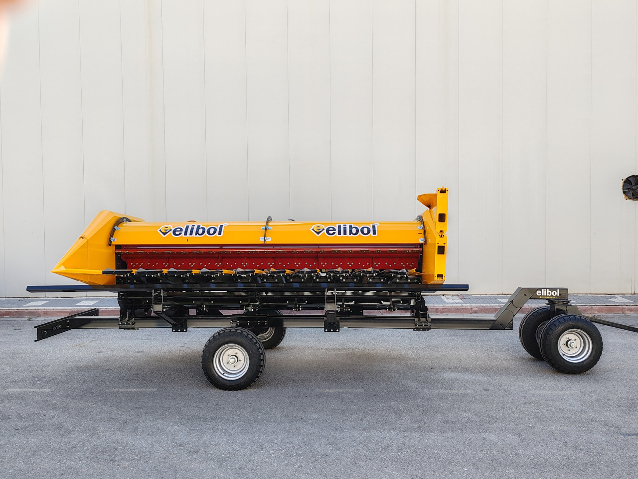 ELİBOL FREESUN 410+ SUNFLOWER HEADER - Жатка для подсолнечника: фото 3 ELİBOL FREESUN 410+ SUNFLOWER HEADER - Жатка для подсолнечника: фото 3