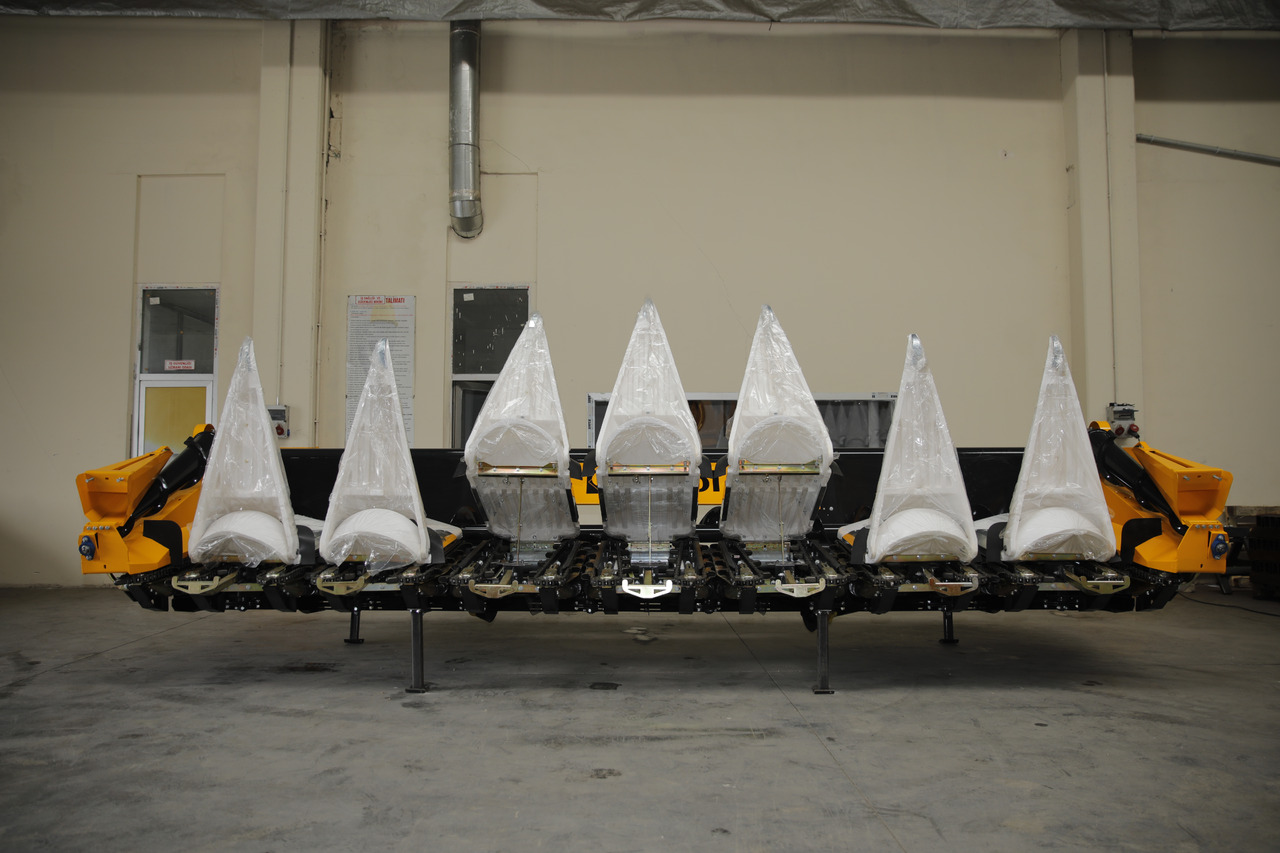 ELİBOL LR03 8 ROWS CORN HEADER - Жатка кукурузная: фото 2 ELİBOL LR03 8 ROWS CORN HEADER - Жатка кукурузная: фото 2