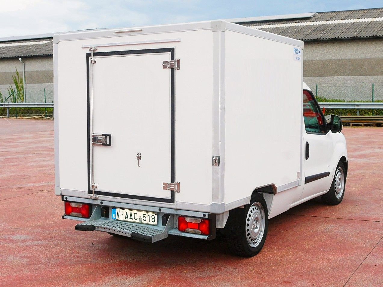 Fiat DOBLO 1.3 KUHLKOFFER RELEC FROID TR 22 -20C - Фургон-рефрижератор: фото 5 Fiat DOBLO 1.3 KUHLKOFFER RELEC FROID TR 22 -20C - Фургон-рефрижератор: фото 5