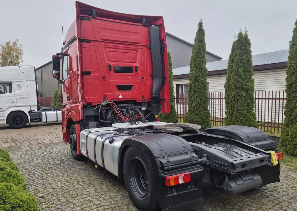 Mercedes-Benz 1845 - Тягач: фото 4 Mercedes-Benz 1845 - Тягач: фото 4