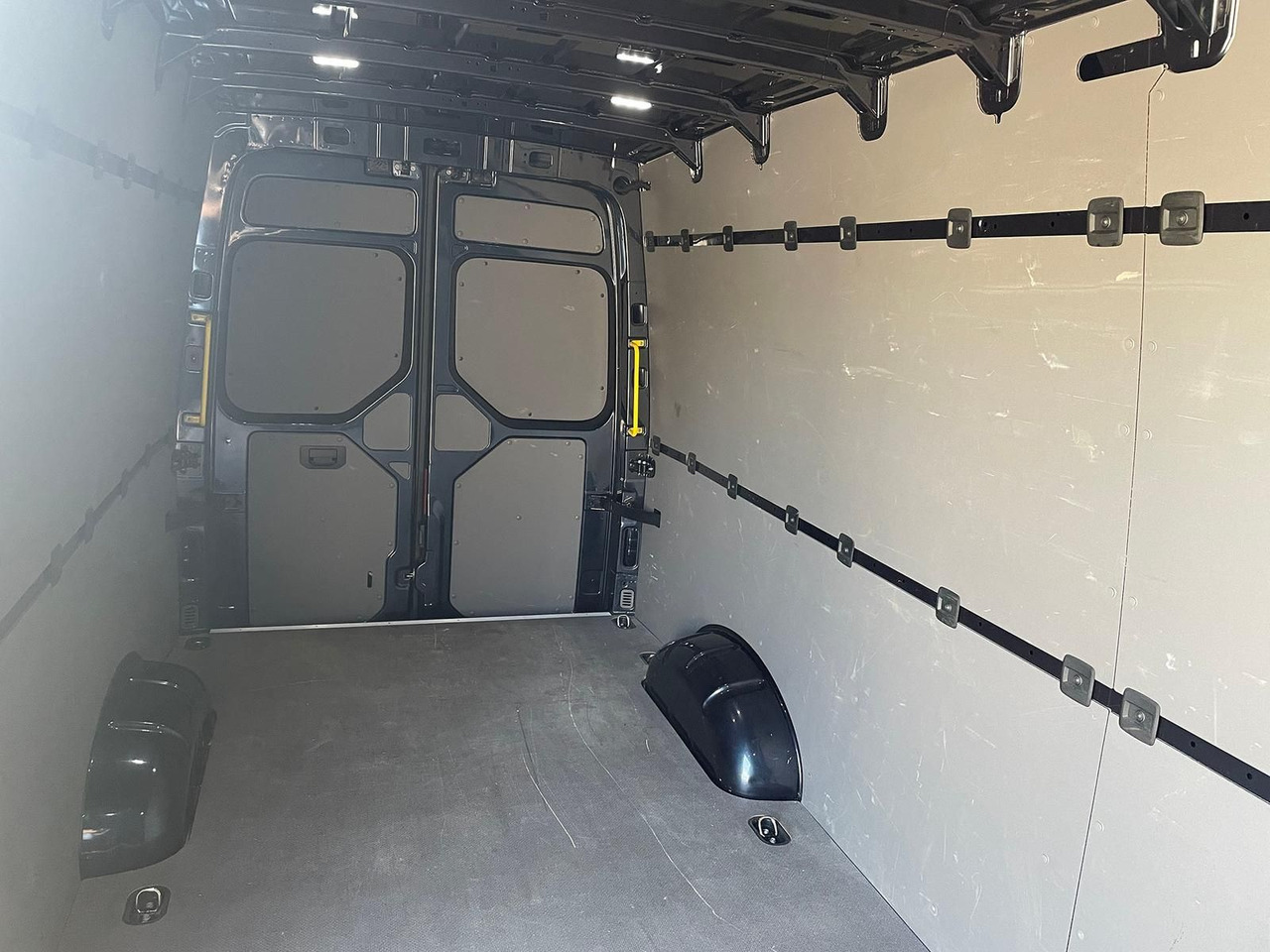 Цельнометаллический фургон MAN TGE 3.160 Kasten L4H3 LED AHK DAB KAMERA SITZHZ: фото 10 Цельнометаллический фургон MAN TGE 3.160 Kasten L4H3 LED AHK DAB KAMERA SITZHZ: фото 10