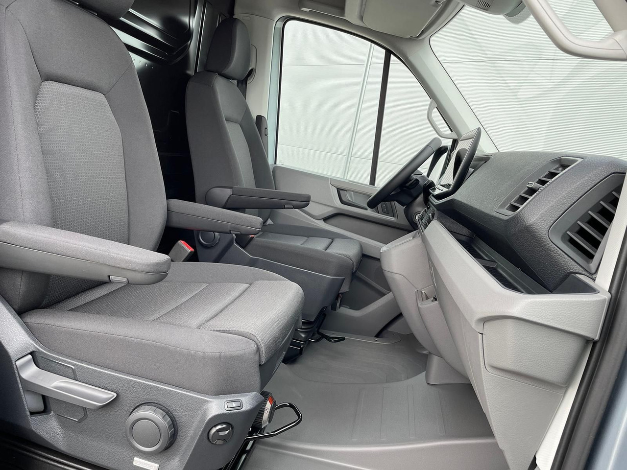 Цельнометаллический фургон MAN TGE 3.180 L3H2 Kasten LED NAVI ACC LED STANDHZ: фото 27 Цельнометаллический фургон MAN TGE 3.180 L3H2 Kasten LED NAVI ACC LED STANDHZ: фото 27