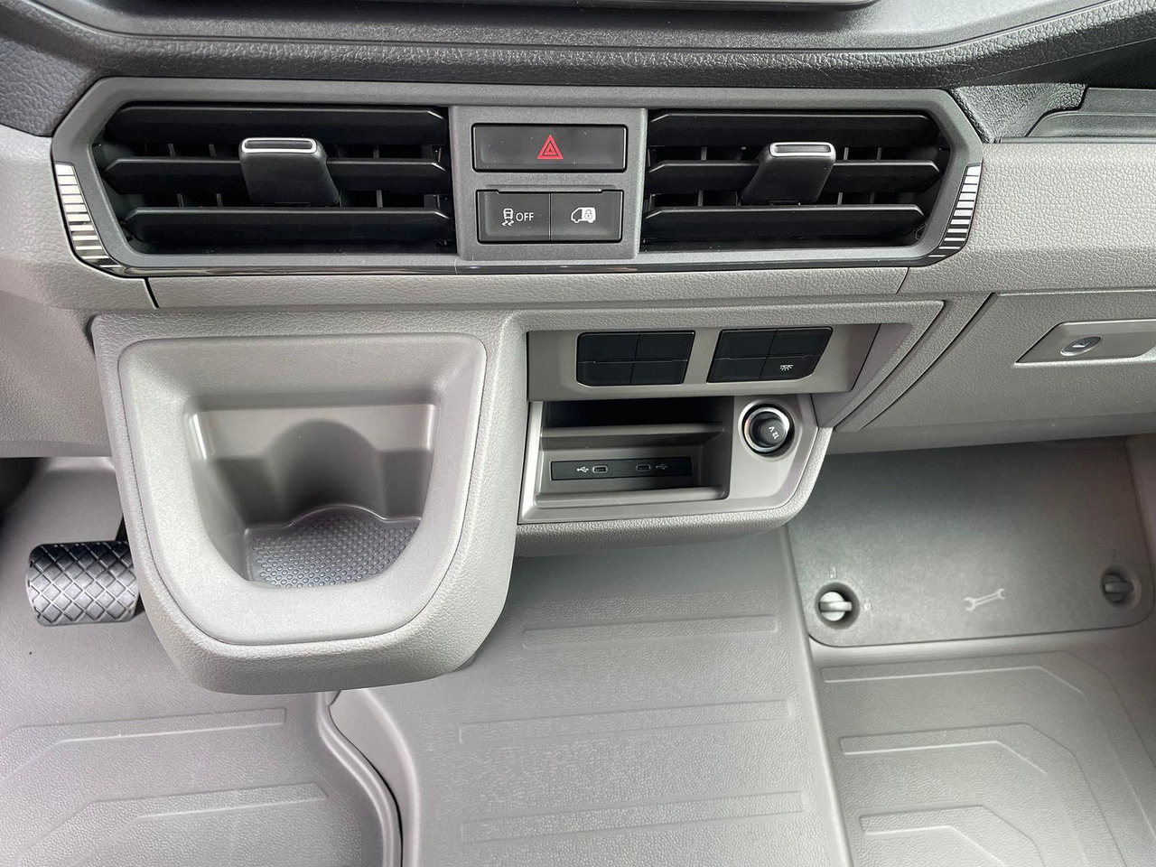 Цельнометаллический фургон MAN TGE 3.180 L3H2 Kasten LED NAVI ACC LED STANDHZ: фото 36 Цельнометаллический фургон MAN TGE 3.180 L3H2 Kasten LED NAVI ACC LED STANDHZ: фото 36