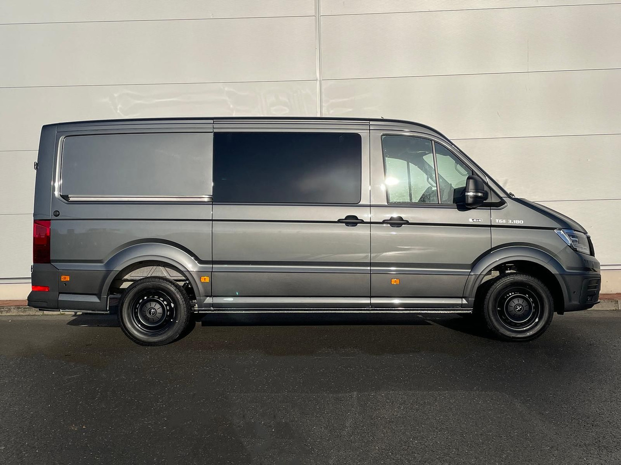 MAN TGE 3.180 L3H2 MIXTO 4x4 AUTOM ACC LED AHK DAB - Цельнометаллический фургон, Грузопассажирский фургон: фото 5 MAN TGE 3.180 L3H2 MIXTO 4x4 AUTOM ACC LED AHK DAB - Цельнометаллический фургон, Грузопассажирский фургон: фото 5