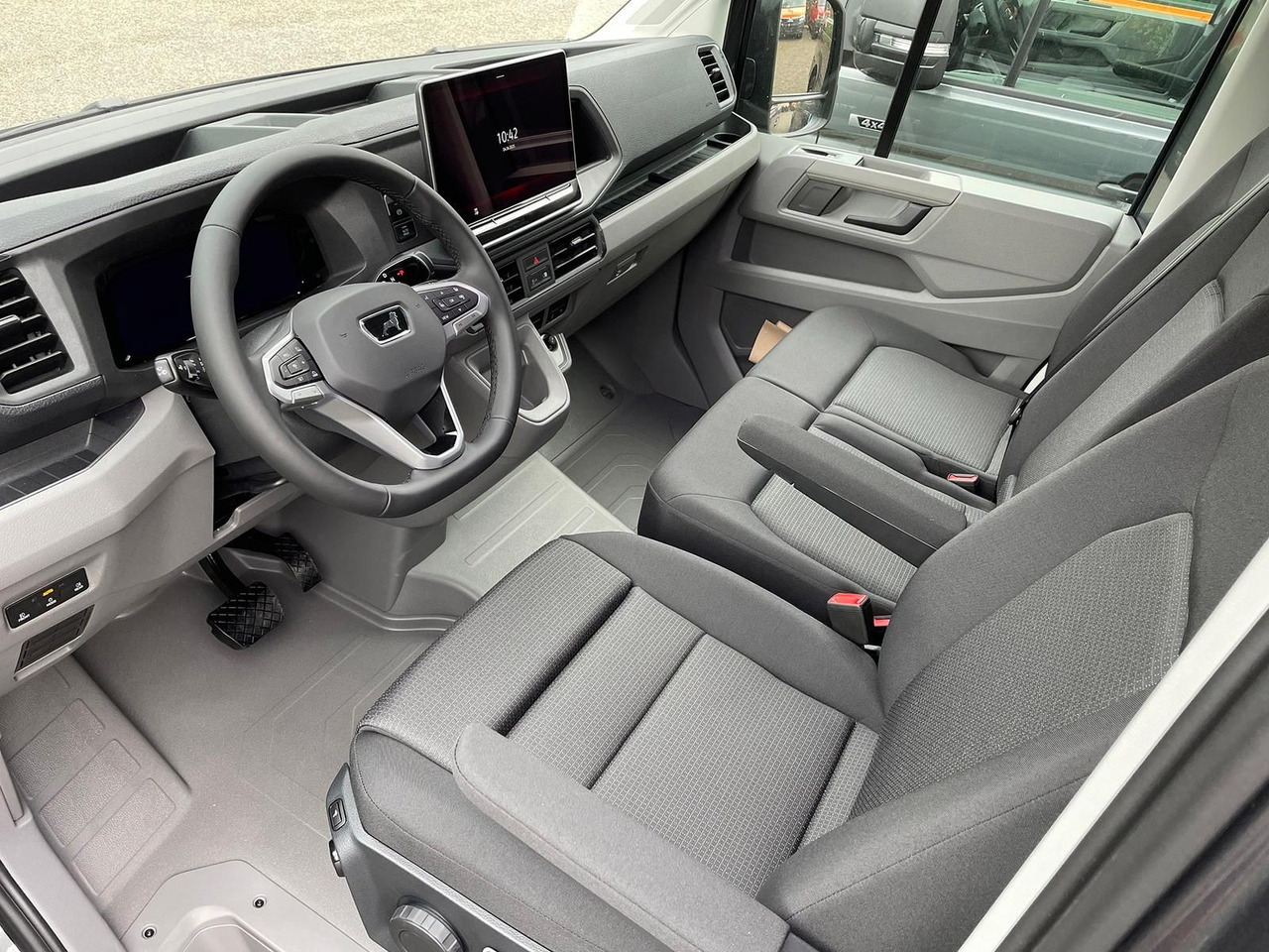 Легковой автомобиль MAN TGE 3.180 L3H3 Kasten 4x4 AHK ACC LED NAV SITZHZ: фото 26 Легковой автомобиль MAN TGE 3.180 L3H3 Kasten 4x4 AHK ACC LED NAV SITZHZ: фото 26