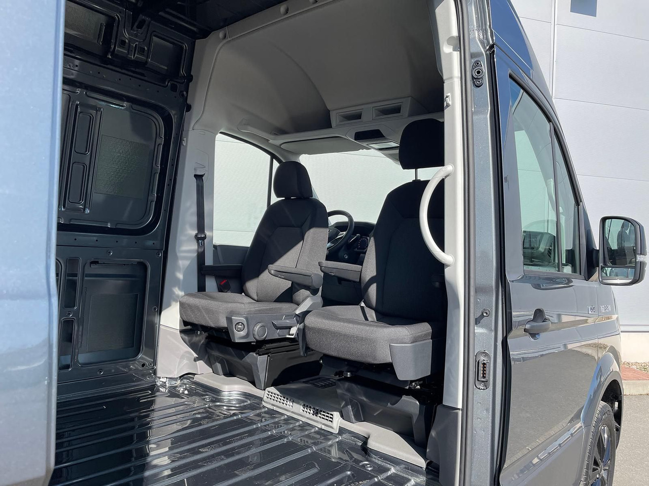 Легковой автомобиль MAN TGE 3.200 L3H3 Kasten 4x4 CAMPER DREHSITZE AHK: фото 9 Легковой автомобиль MAN TGE 3.200 L3H3 Kasten 4x4 CAMPER DREHSITZE AHK: фото 9