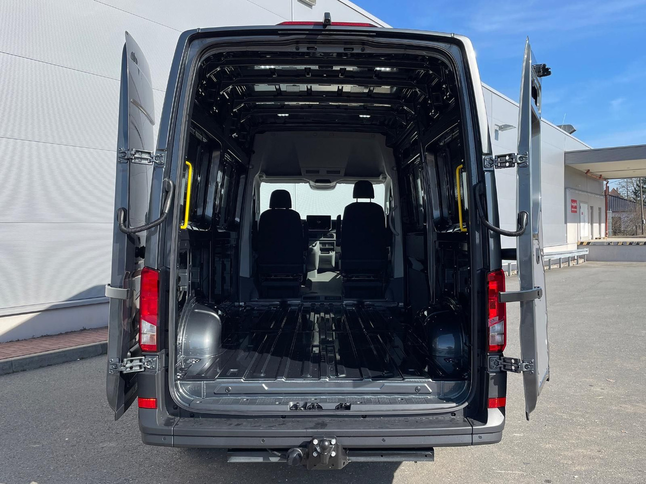 Легковой автомобиль MAN TGE 3.200 L3H3 Kasten 4x4 CAMPER DREHSITZE AHK: фото 34 Легковой автомобиль MAN TGE 3.200 L3H3 Kasten 4x4 CAMPER DREHSITZE AHK: фото 34