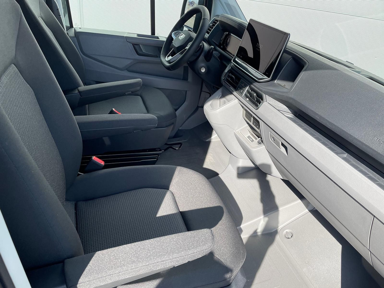 Легковой автомобиль MAN TGE 3.200 L3H3 Kasten 4x4 CAMPER DREHSITZE AHK: фото 17 Легковой автомобиль MAN TGE 3.200 L3H3 Kasten 4x4 CAMPER DREHSITZE AHK: фото 17