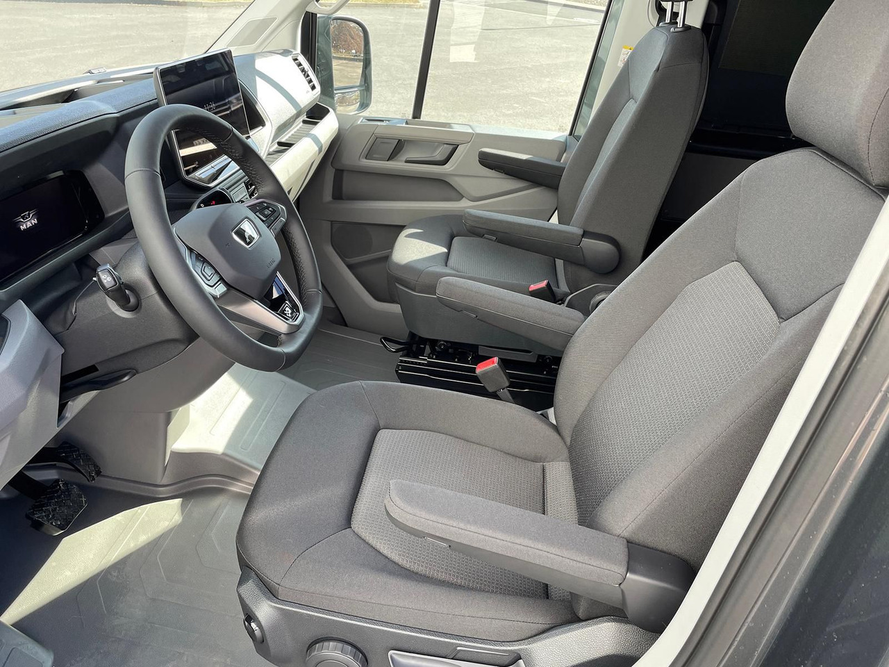 Легковой автомобиль MAN TGE 3.200 L3H3 Kasten 4x4 CAMPER DREHSITZE AHK: фото 28 Легковой автомобиль MAN TGE 3.200 L3H3 Kasten 4x4 CAMPER DREHSITZE AHK: фото 28