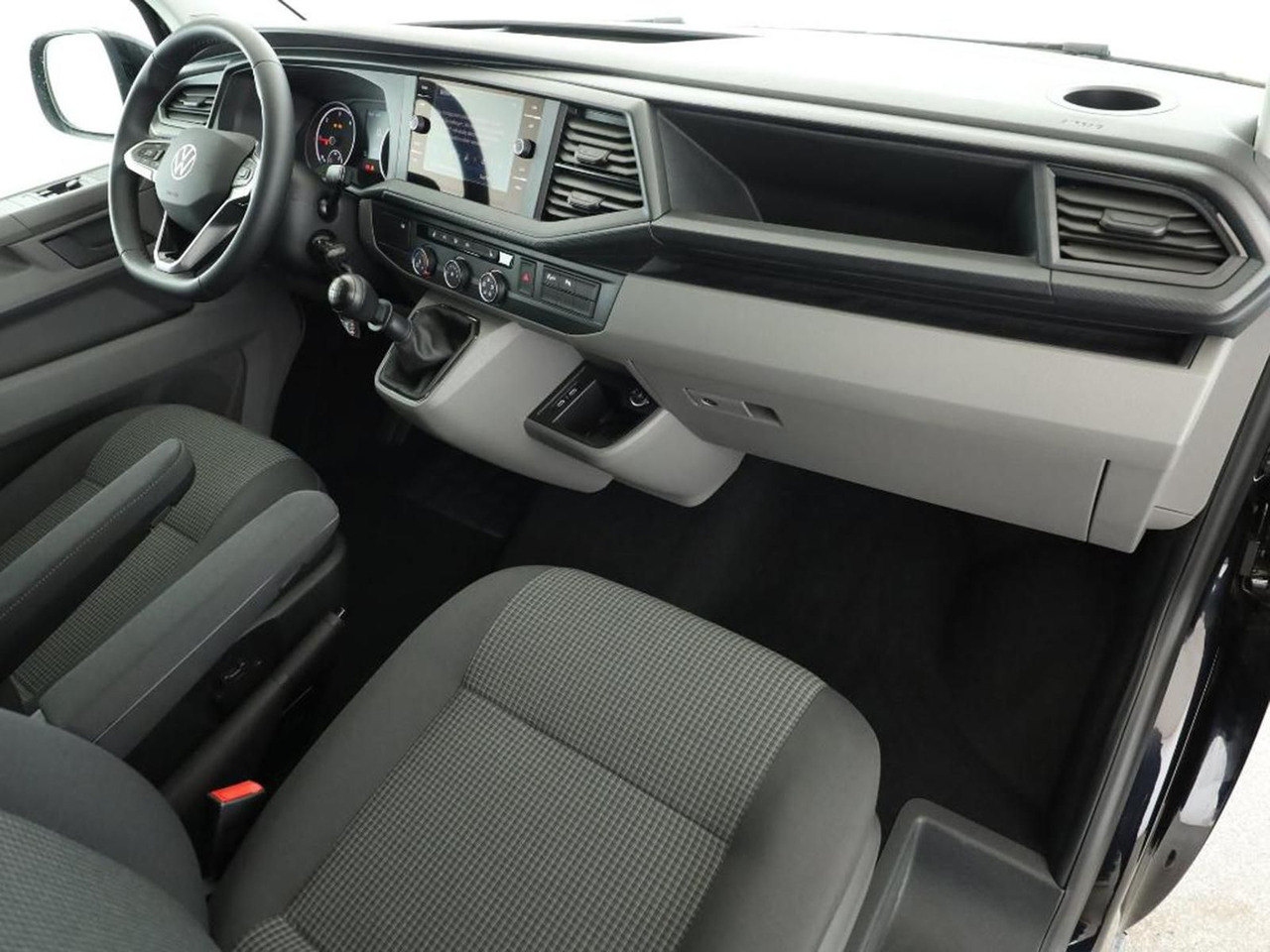 Volkswagen T6.1 Transporter Kombi KR STANDHZ LED ACC NAVI - Универсал: фото 3 Volkswagen T6.1 Transporter Kombi KR STANDHZ LED ACC NAVI - Универсал: фото 3