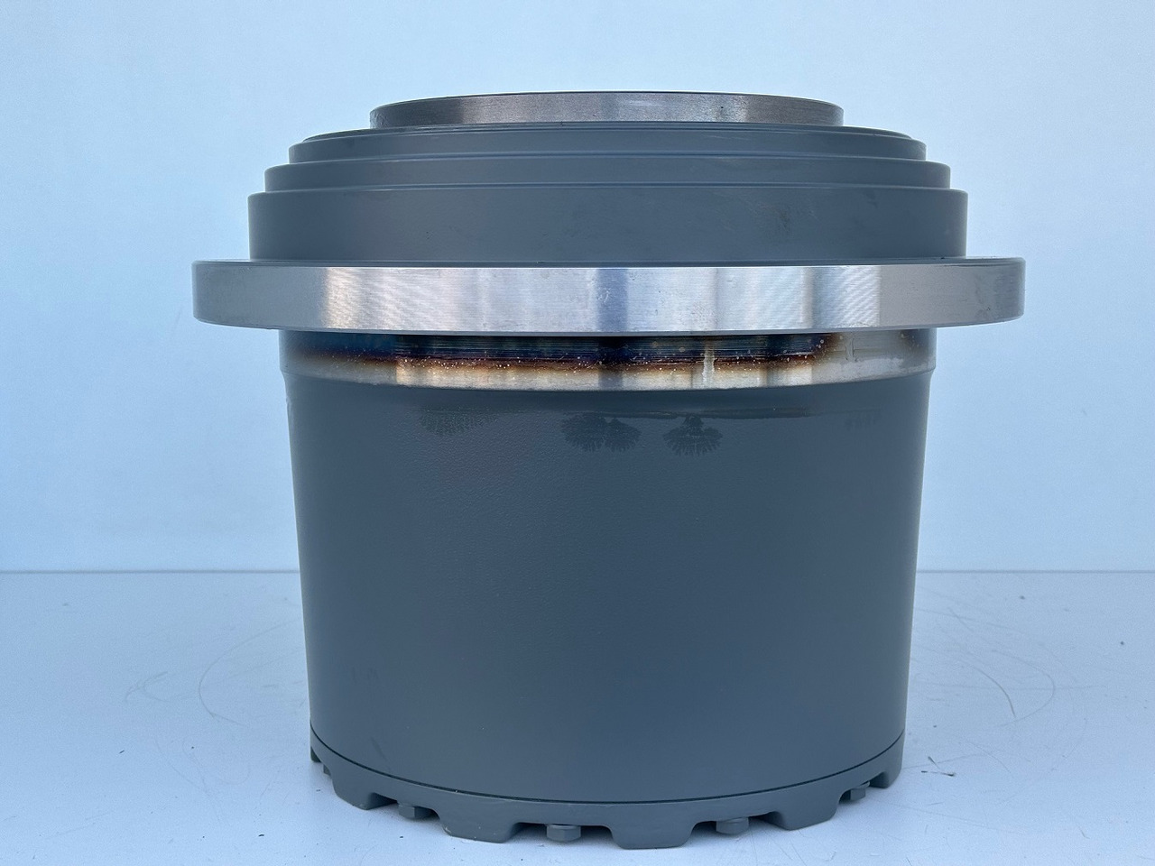 LIEBHERR Original Liebherr Fahrantrieb Typ:LPI0700 30S 0002 00 mit ID-Nr.12891035 – ID-Nr.12977341. R922-1487, R924-1677, R926 K-LC-1827, R926-1715. #12891035.545-01664# - Бортовой редуктор для Гусеничных экскаваторов: фото 2 LIEBHERR Original Liebherr Fahrantrieb Typ:LPI0700 30S 0002 00 mit ID-Nr.12891035 – ID-Nr.12977341. R922-1487, R924-1677, R926 K-LC-1827, R926-1715. #12891035.545-01664# - Бортовой редуктор для Гусеничных экскаваторов: фото 2