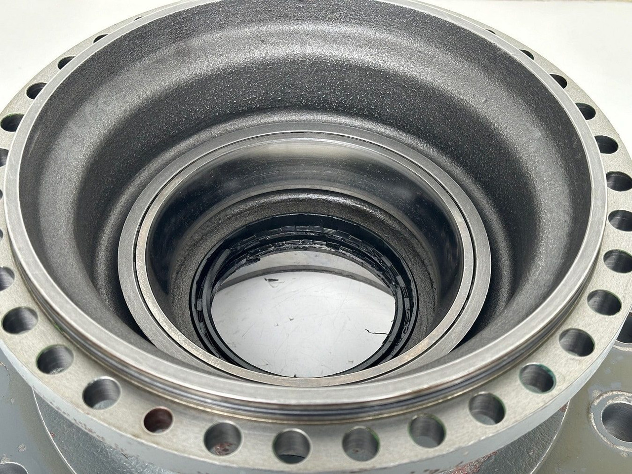 Поворотный редуктор для Строительной техники Liebherr Abtriebswellengehäuse ID-Nr.90018934.  A924 HL, A924, LH30 C, LH30 M, LH35 M, LH35 MT, R922. #ABTR.GEH.0767#0764#: фото 9