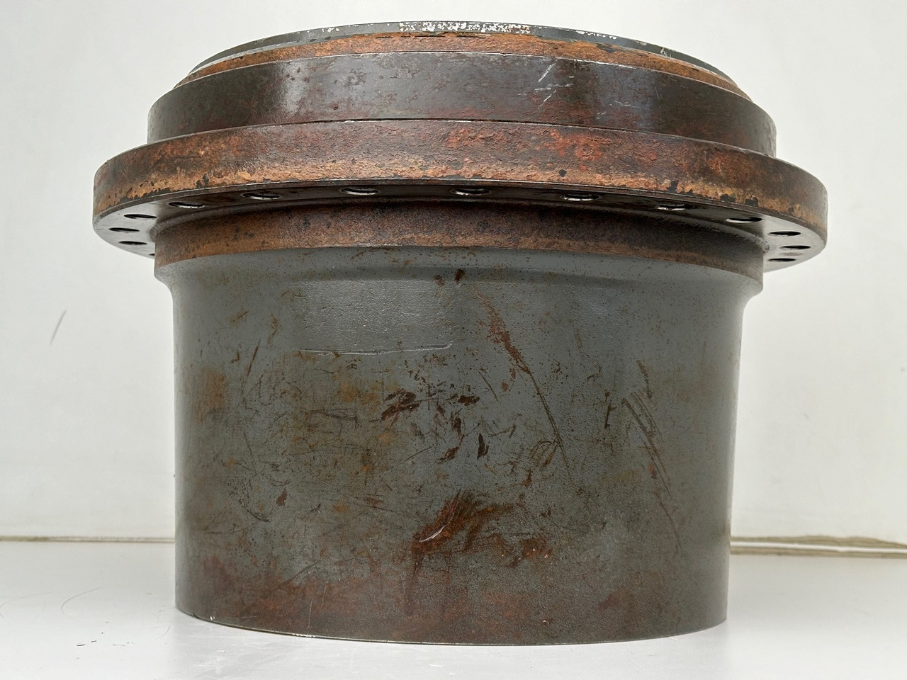 Liebherr Anschlußträger ID-Nr.90207972 mit Innenrad ID-Nr.944315903. FAT400P130-FAT400P139. R926,R928,R930,R934,R936,R938. #0992#0972# - Трансмиссия для Строительной техники: фото 2 Liebherr Anschlußträger ID-Nr.90207972 mit Innenrad ID-Nr.944315903. FAT400P130-FAT400P139. R926,R928,R930,R934,R936,R938. #0992#0972# - Трансмиссия для Строительной техники: фото 2