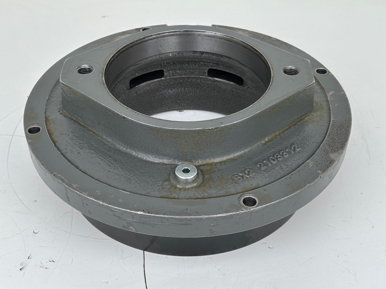 Liebherr Bremse ID-Nr.90209190. SAT300/282. LH40 C LH40 CP, LH40 M, LH40MP, LH50 CHR, LH50 CHRP, LH50 M, LH50 MHR, LH50 MHRP, LH50MT. #90209190.137239# - Поворотный редуктор для Колёсных экскаваторов: фото 1 Liebherr Bremse ID-Nr.90209190. SAT300/282. LH40 C LH40 CP, LH40 M, LH40MP, LH50 CHR, LH50 CHRP, LH50 M, LH50 MHR, LH50 MHRP, LH50MT. #90209190.137239# - Поворотный редуктор для Колёсных экскаваторов: фото 1