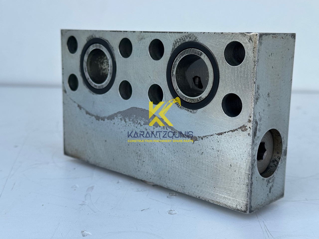 Liebherr Dämpfungsventil ID-Nr.10121777. P924 COMP, P926, R926, R916, R922, R924 COMP, R924, R926 COMP, R926, R930, R936, R946, R950 T, R960 T. #10121777.43199# - Поворотный редуктор для Строительной техники: фото 3 Liebherr Dämpfungsventil ID-Nr.10121777. P924 COMP, P926, R926, R916, R922, R924 COMP, R924, R926 COMP, R926, R930, R936, R946, R950 T, R960 T. #10121777.43199# - Поворотный редуктор для Строительной техники: фото 3