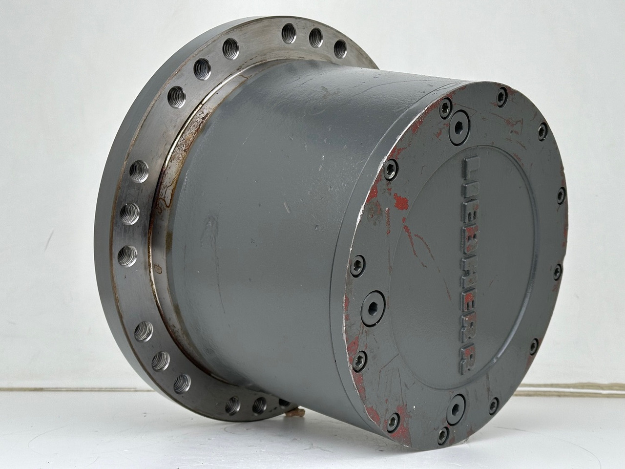 Liebherr Fahrantrieb Typ:FAT350P059. ID-Nr.933762801. LH22 C, R313 LI, R317 LI, R900 C-LI. #FAT350P059.0125# - Бортовой редуктор для Строительной техники: фото 4 Liebherr Fahrantrieb Typ:FAT350P059. ID-Nr.933762801. LH22 C, R313 LI, R317 LI, R900 C-LI. #FAT350P059.0125# - Бортовой редуктор для Строительной техники: фото 4