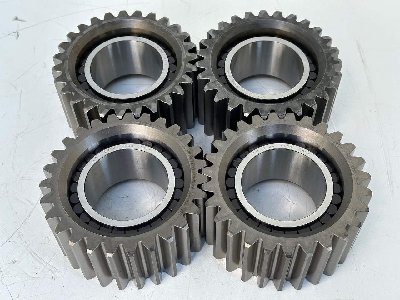 Liebherr Planetenrad ID-Nr.90024935. FAT400P112 - FAT400P130 - FAT400P139. R926, R928, R930, R934, R936, R938. #90024935.28.06# - Бортовой редуктор для Строительной техники: фото 1 Liebherr Planetenrad ID-Nr.90024935. FAT400P112 - FAT400P130 - FAT400P139. R926, R928, R930, R934, R936, R938. #90024935.28.06# - Бортовой редуктор для Строительной техники: фото 1