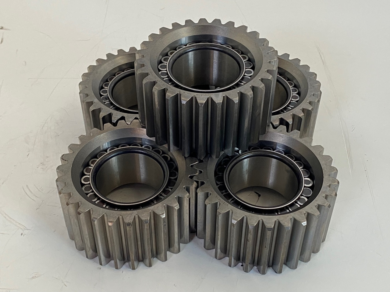 Liebherr Planetenrad ID-Nr.90205840. FAT350P126 - FAT350P138. R920 - R922 - R924 - R925 - R926 - R930 T. #PL13.01# - Бортовой редуктор для Строительной техники: фото 1 Liebherr Planetenrad ID-Nr.90205840. FAT350P126 - FAT350P138. R920 - R922 - R924 - R925 - R926 - R930 T. #PL13.01# - Бортовой редуктор для Строительной техники: фото 1