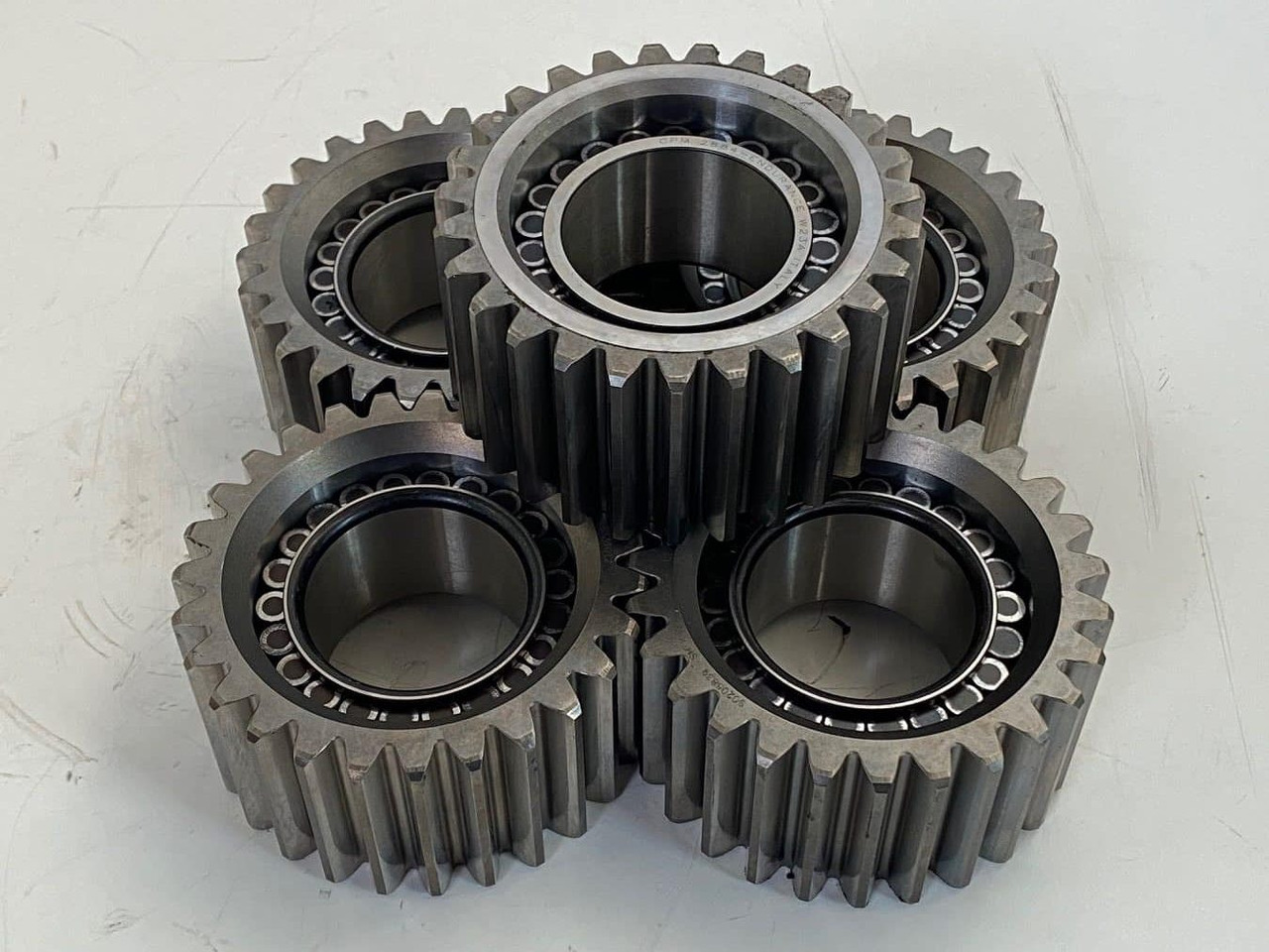 Liebherr Planetenrad ID-Nr.90205840. FAT350P126 - FAT350P138. R920 - R922 - R924 - R925 - R926 - R930 T. #PL13.01# - Бортовой редуктор для Строительной техники: фото 2 Liebherr Planetenrad ID-Nr.90205840. FAT350P126 - FAT350P138. R920 - R922 - R924 - R925 - R926 - R930 T. #PL13.01# - Бортовой редуктор для Строительной техники: фото 2