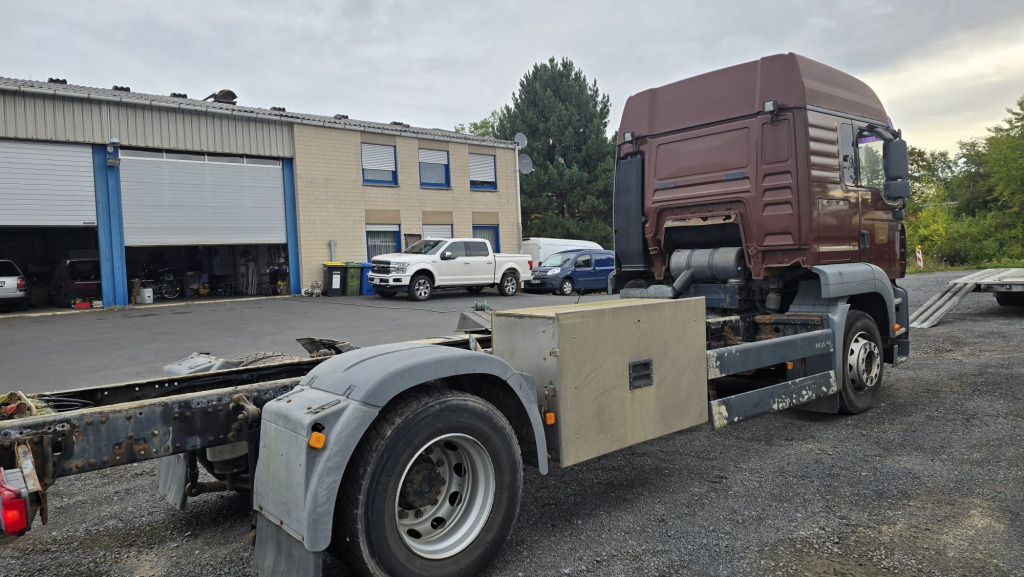 MAN TGA 18.430 4x2 (Nr. 6167) - Грузовик-шасси: фото 5 MAN TGA 18.430 4x2 (Nr. 6167) - Грузовик-шасси: фото 5