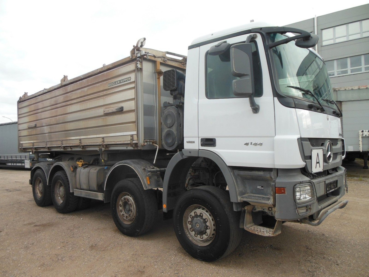 Mercedes-Benz ACTROS 4144, 8X6, 3 PEDALE, MEILLER, BODRMATIC - Самосвал: фото 2 Mercedes-Benz ACTROS 4144, 8X6, 3 PEDALE, MEILLER, BODRMATIC - Самосвал: фото 2