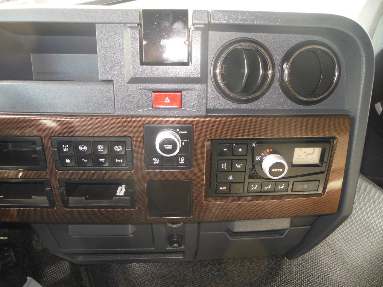 Тягач Renault T 480, LOWDECK, NEUE TACHO SMART 2: фото 17