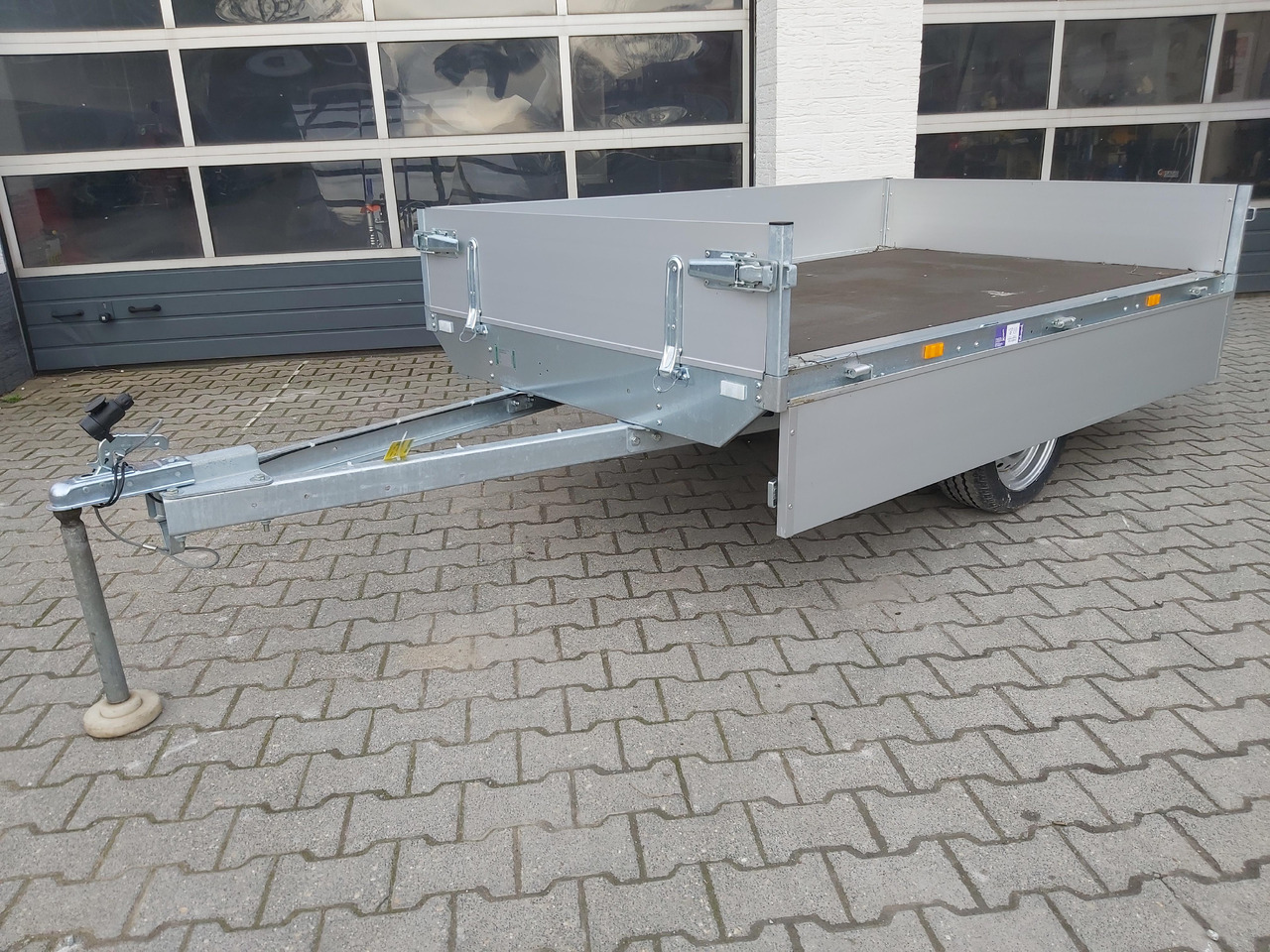 Hochlader light 2314 230x145x30cm Lfh: 63cm (XS) 750kg ungebremst Online Aktion - Прицеп для легкового автомобиля: фото 3 Hochlader light 2314 230x145x30cm Lfh: 63cm (XS) 750kg ungebremst Online Aktion - Прицеп для легкового автомобиля: фото 3