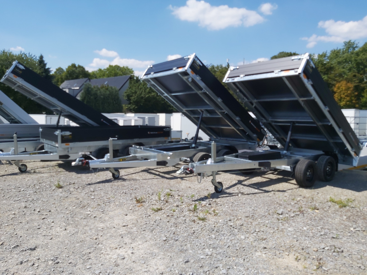 Saris Kipper K3 406 204 3500 2 HD E 406x204x35cm black Alu Auffahrrampen Stützen LED 3500kg - Самосвальный прицеп: фото 2 Saris Kipper K3 406 204 3500 2 HD E 406x204x35cm black Alu Auffahrrampen Stützen LED 3500kg - Самосвальный прицеп: фото 2